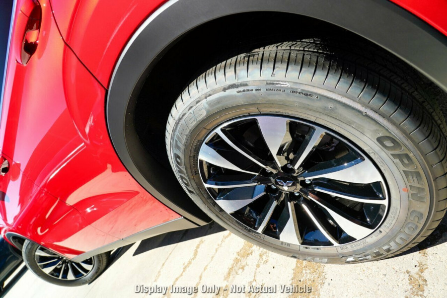 2025 Mitsubishi Outlander ZM LS SUV Image 1