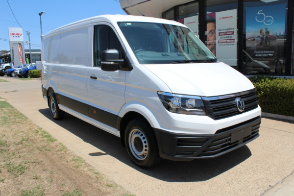 2019 Volkswagen Crafter Crafter 35 MWB Mwb van Image 3