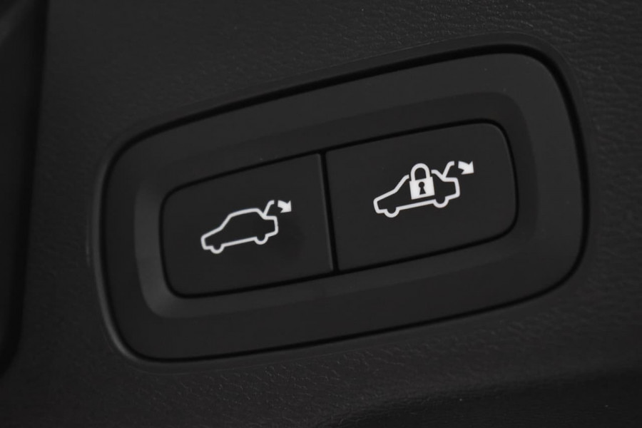 2018 Volvo XC60 (No Series) MY19 T6 R-Design Suv Image 19