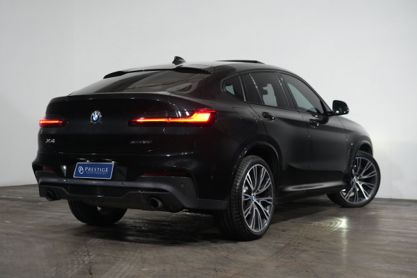 2020 BMW X4 xDrive30i M Sport SUV image 7