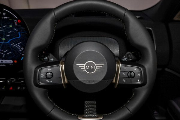 2025 MINI Countryman U25 S Favoured SUV image 19