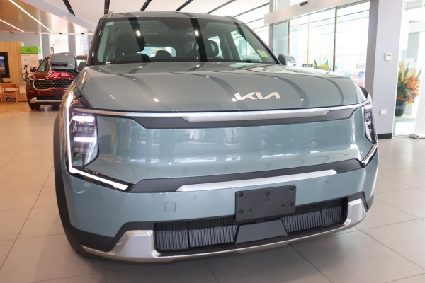 2026 Kia EV9 MV Air SUV Image 4
