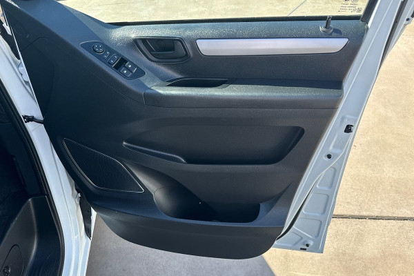 2020 MY21 LDV G10 SV7C + Van Image 5