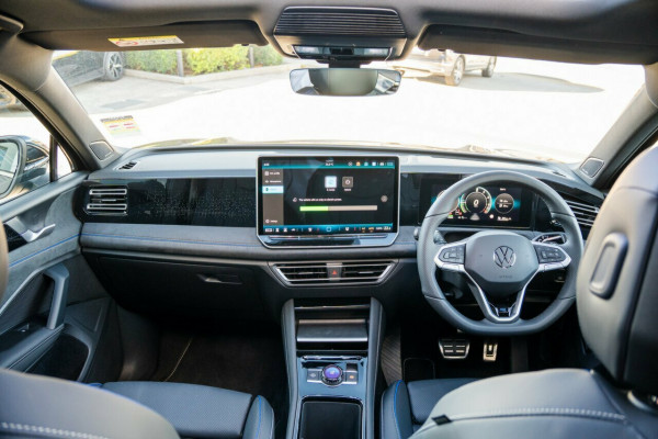 2026 Volkswagen Tiguan CT 200TSI eHybrid R-Line SUV Image 18