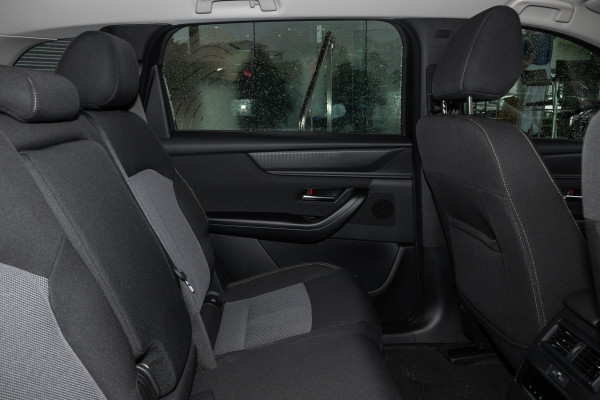 2025 Mazda CX-80 KL G40e Pure SUV Image 9