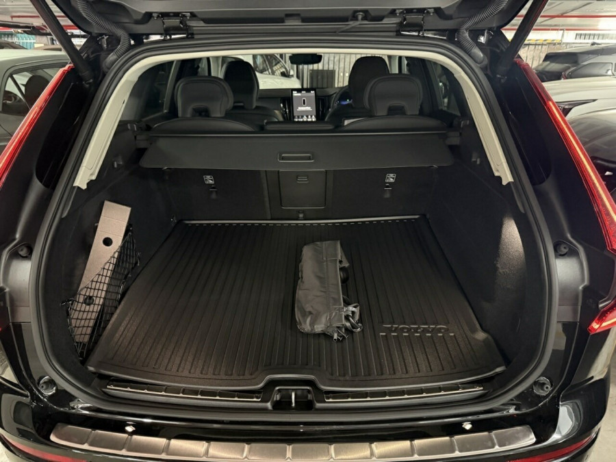 2026 Volvo XC60 UZ Plus B5 Bright SUV Image 10