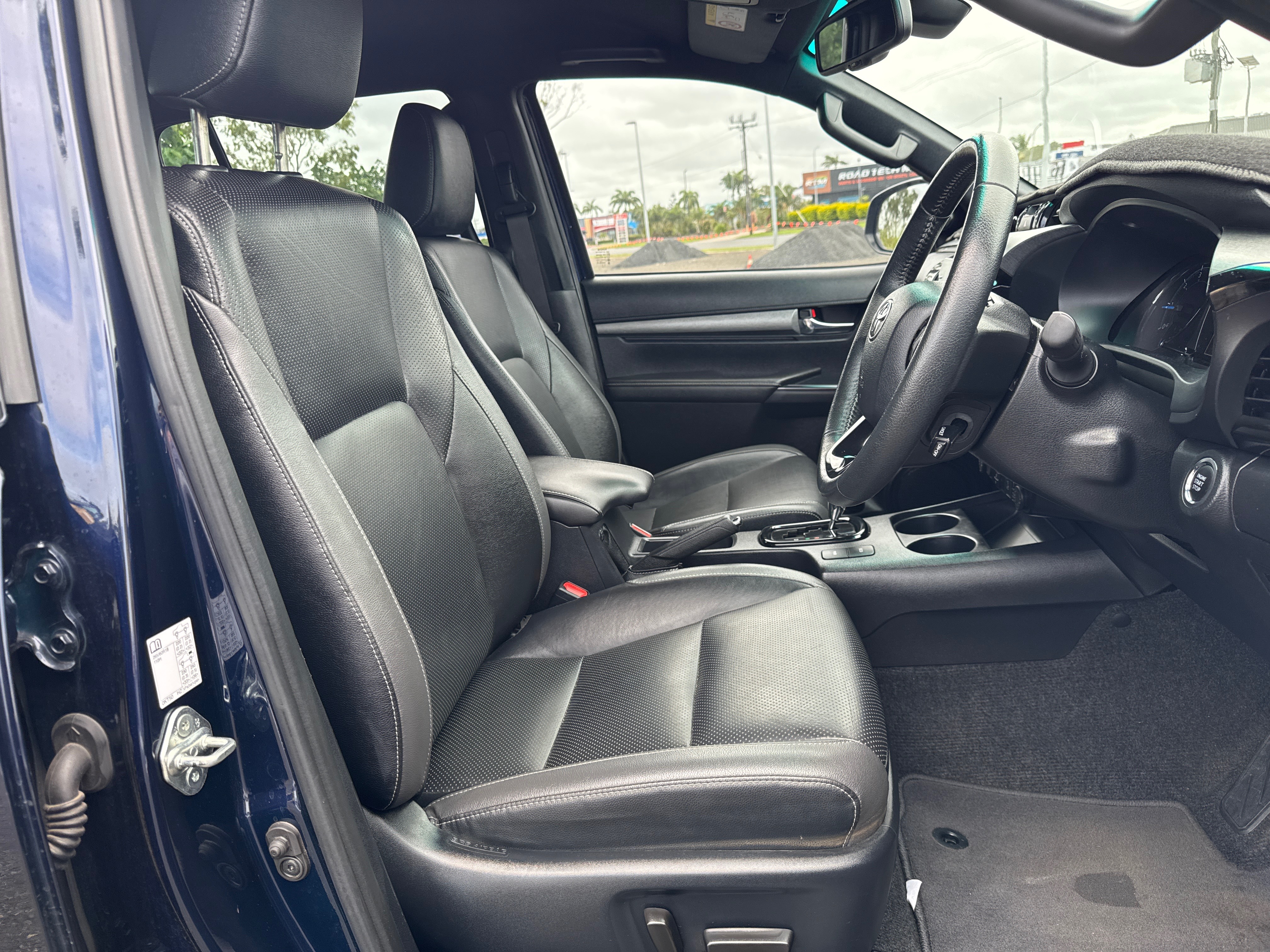 2023 Toyota HiLux GUN126R Rogue Ute Image 13