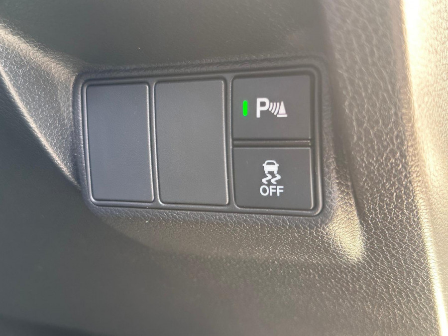 2016 Honda Civic 10th Gen VTi-L Sedan Image 18