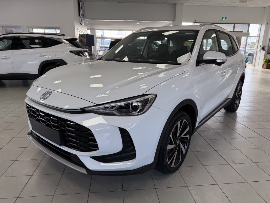 2026 MG ZS ZS32 Essence Hybrid+ SUV Image 3