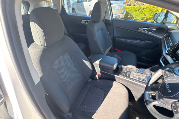 2023 Kia Sportage NQ5 SX SUV Image 17