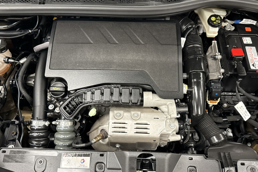 2021 Peugeot 2008 P24 Allure SUV Image 10