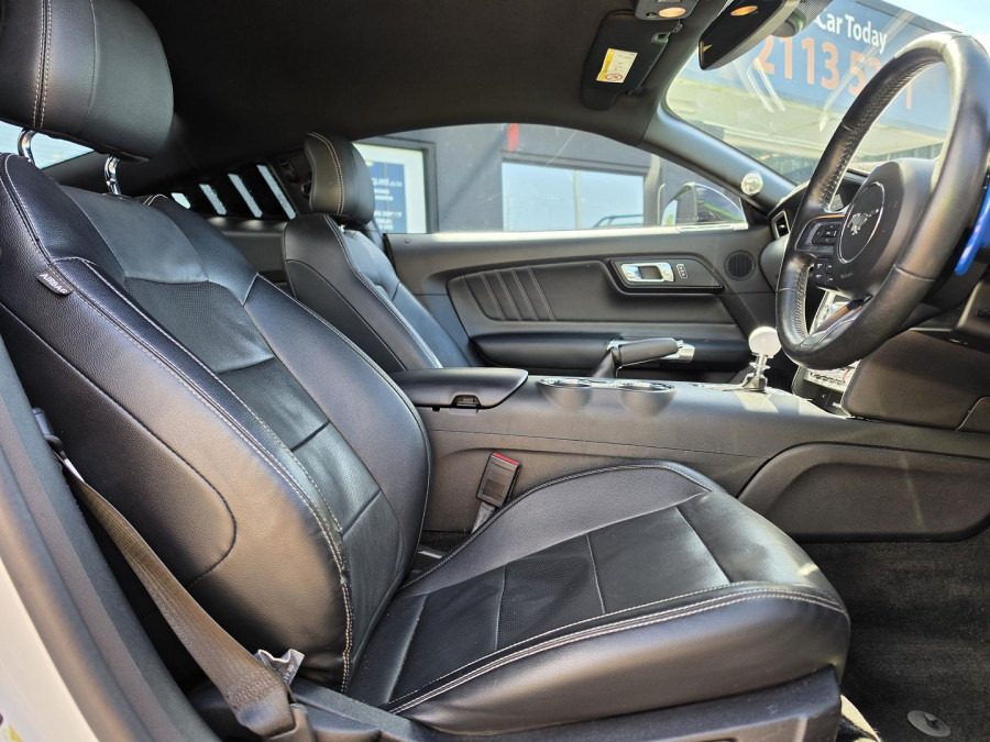 2017 Ford Mustang FM  Coupe Image 15