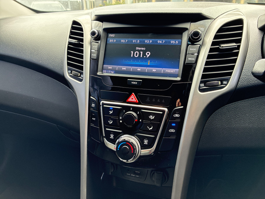 2015 MY16 Hyundai i30 GD3 Series II Active Hatch Image 18