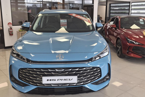 2025 MG HS AS33P Super Hybrid Excite SUV Image 3