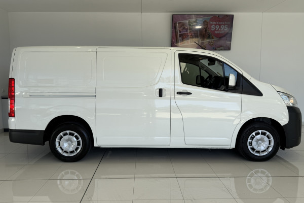 2019 Toyota HiAce Commuter GL Commuter GL Van