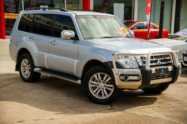 2017 Mitsubishi Pajero NX GLS SUV