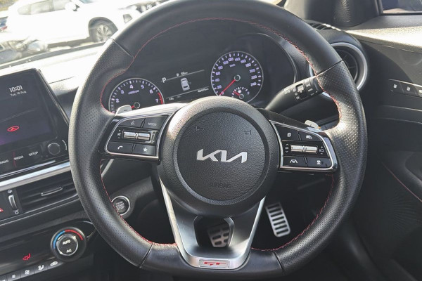 2022 Kia Cerato BD GT Hatch Image 11