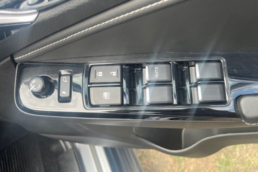 2023 Isuzu MU-X RJ LS-T SUV Image 33