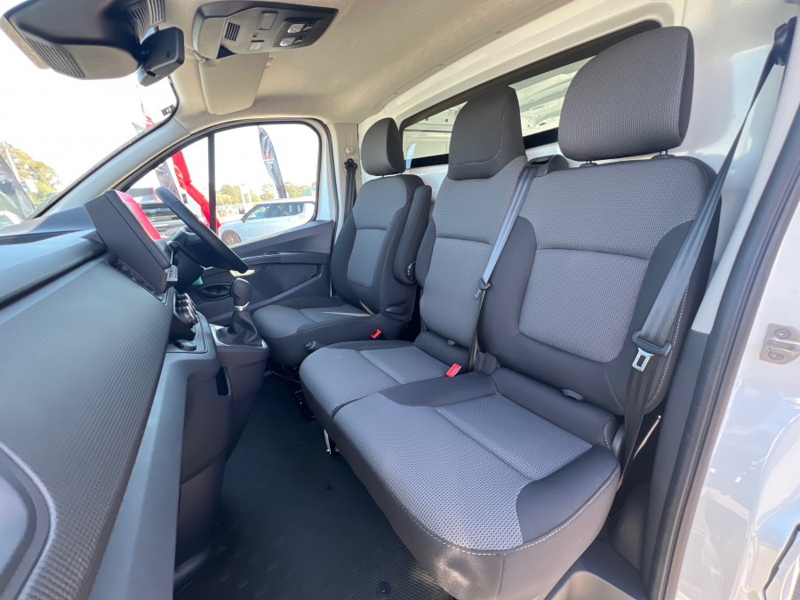 2025 Renault Trafic X82 Pro Van Image 12