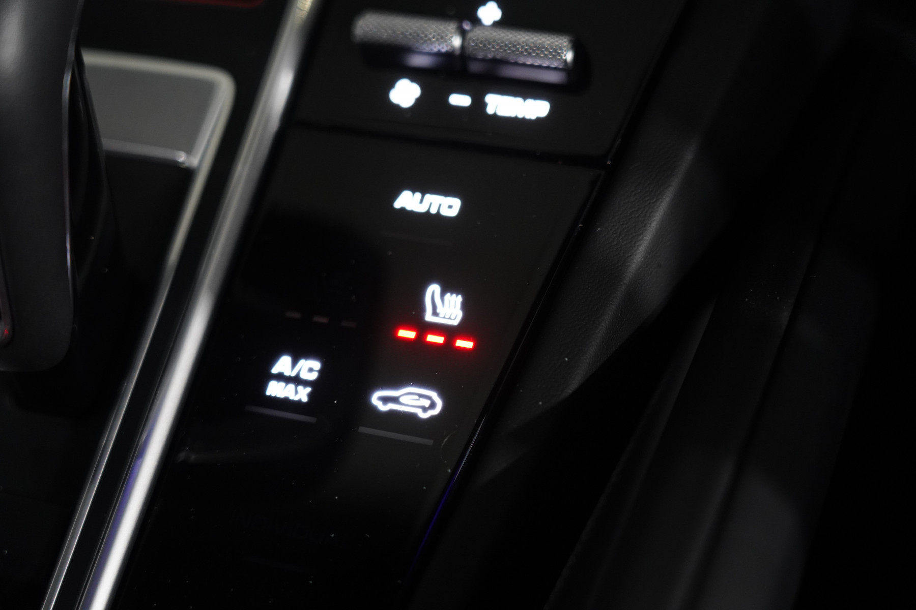 2019 Porsche Cayenne Turbo Coupe Image 17