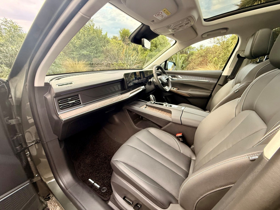 2026 MG QS Essence SUV Image 16