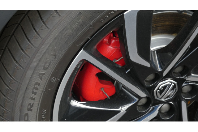 2024 MG ZST S13 ESSENCE SUV Image 14