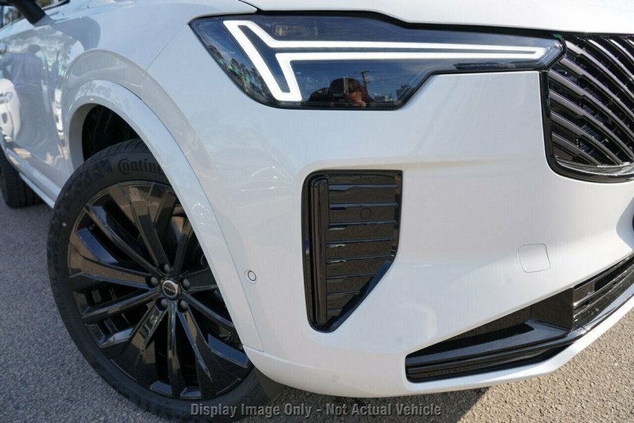 2026 Volvo XC90 L Series Black Edition SUV Image 2