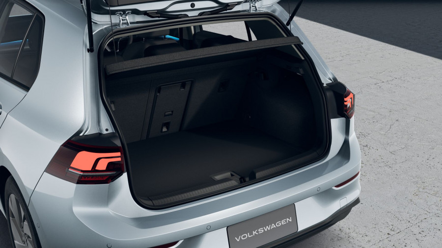2026 Volkswagen Golf 8.5 110TSI Life Hatch Image 8