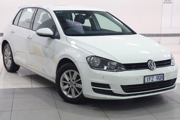 Volkswagen Golf 92TSI Trendline 7
