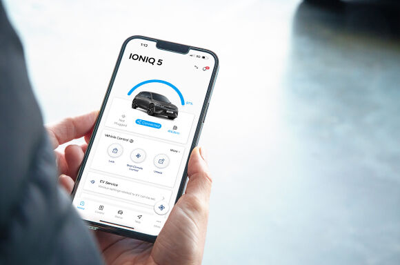 Hyundai Bluelink™ and Over-the Air (OTA) updates Image
