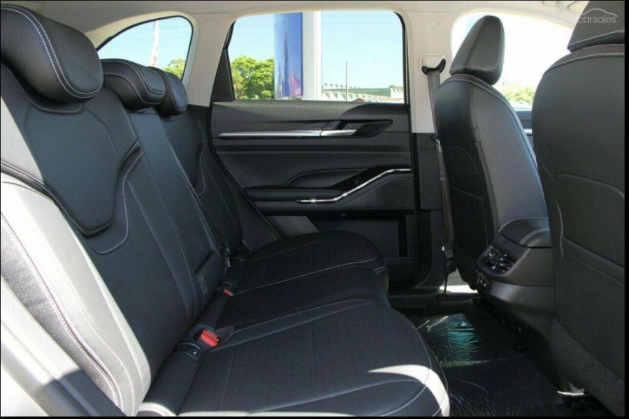 2025 GWM Haval H6 B01 Lux SUV Image 8