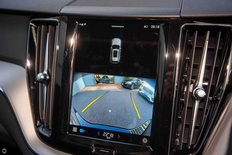 2024 MY25 Volvo XC60 UZ Plus B5 SUV Image 12