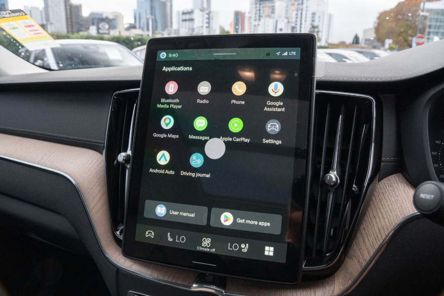 2026 Volvo XC60 UZ Ultra B5 Dark SUV Image 19