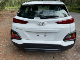 2020 Hyundai KONA OS.3 Active SUV image 4