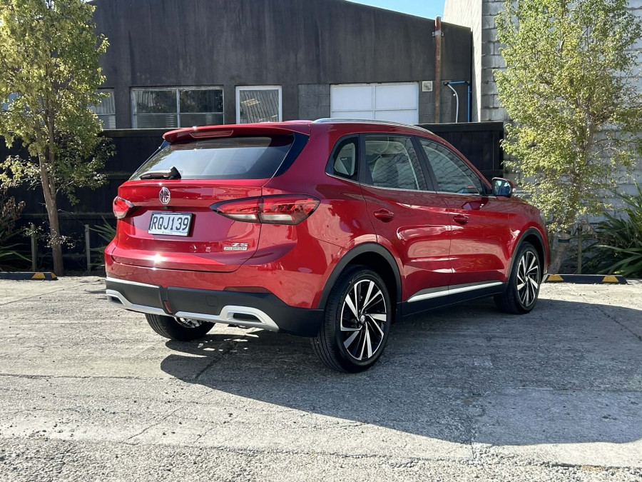 2026 MG ZS Essence Hybrid+ SUV Image 3