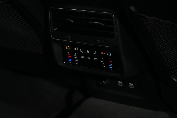 2021 Audi Q7 4M 50 TDI S Line SUV image 32