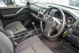 2010 Nissan Navara D40 ST Utility