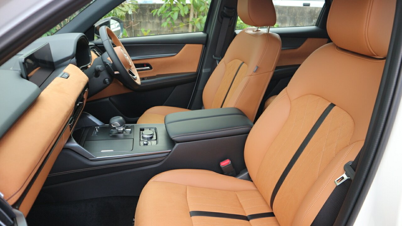 2024 Mazda CX-60 KH D50e Azami SUV Image 22