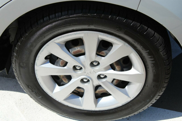 2012 Kia Rio UB MY12 S Hatchback Mobile Image 15