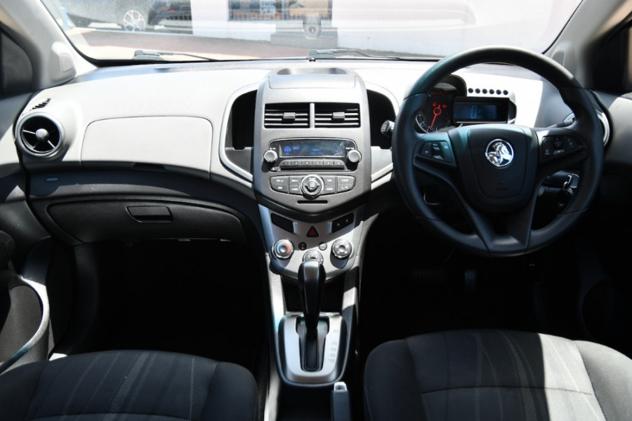 2015 Holden Barina TM MY15 CD Hatchback Image 8