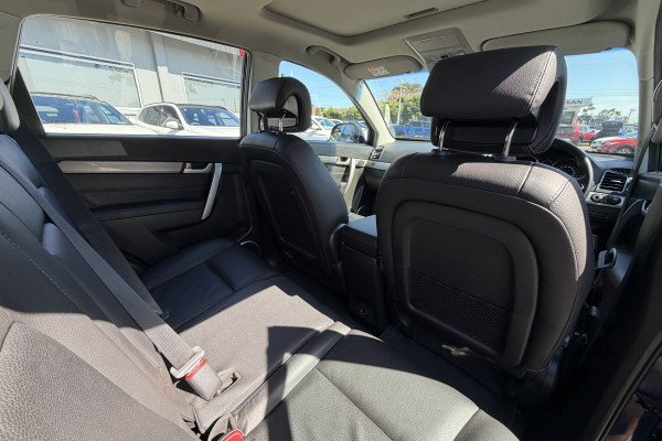 2017 Holden Captiva CG Active SUV Image 14
