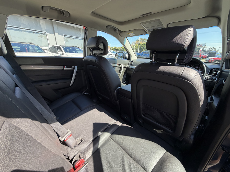 2017 Holden Captiva CG Active SUV Image 14