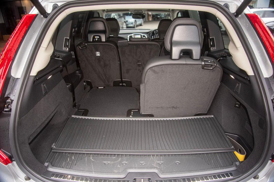 2023 MY24 Volvo XC90  Ultimate B6 Bright SUV Image 11