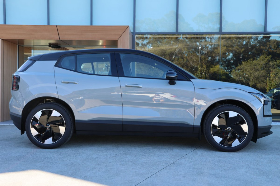 2026 MY27 Volvo EX30  Plus P5 Long Range SUV Image 4