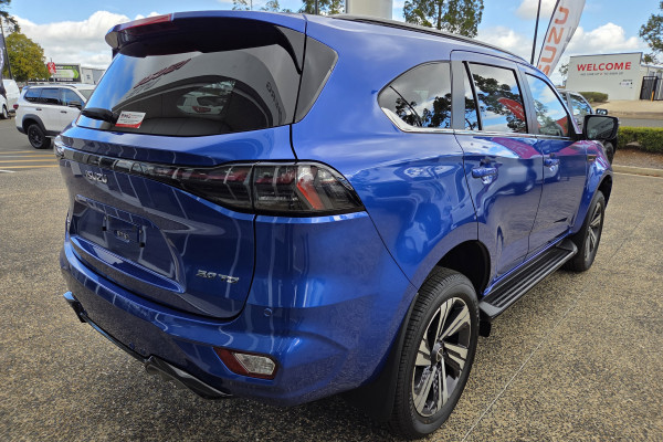 2026 MY25.5 Isuzu MU-X RJ LS-T SUV Image 3