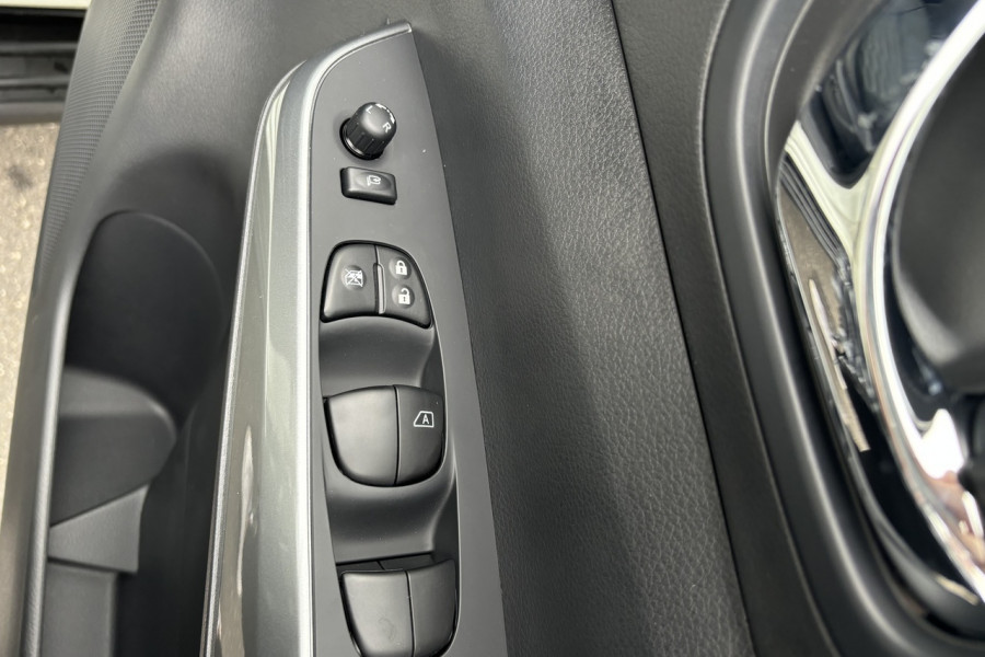 2024 Nissan Navara D23 ST-X Ute Image 13