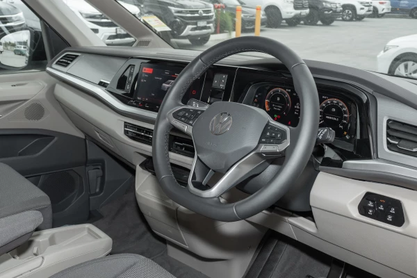 2025 MY26 Volkswagen Multivan T7 TDI360 Life LWB People Mover Image 6
