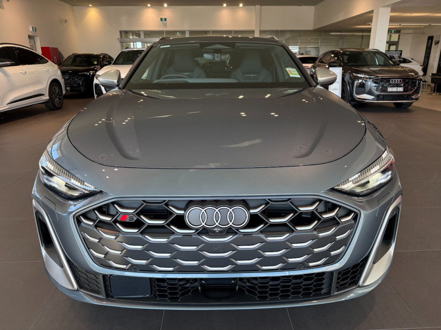 2026 Audi S5 Wagon Image 4