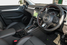 2025 MG ZST S13 Vibe SUV