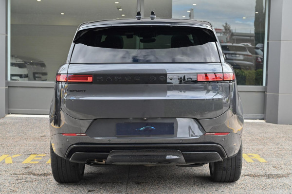 2025 Land Rover Range Rover Sport L461 D250 Dynamic SE SUV image 3